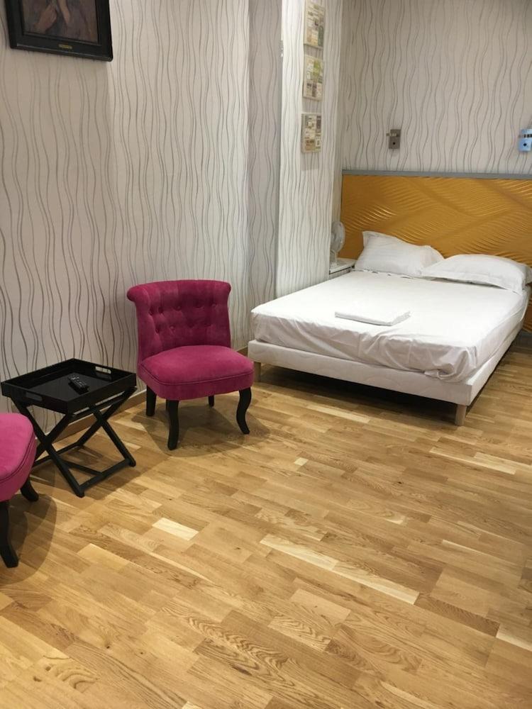 Hotel Maubeuge Gare Du Nord Paris Luaran gambar
